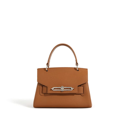 Classic Kelly-style shoulder bag with premium leather, perfect for daily elegance and upscale occasions.


